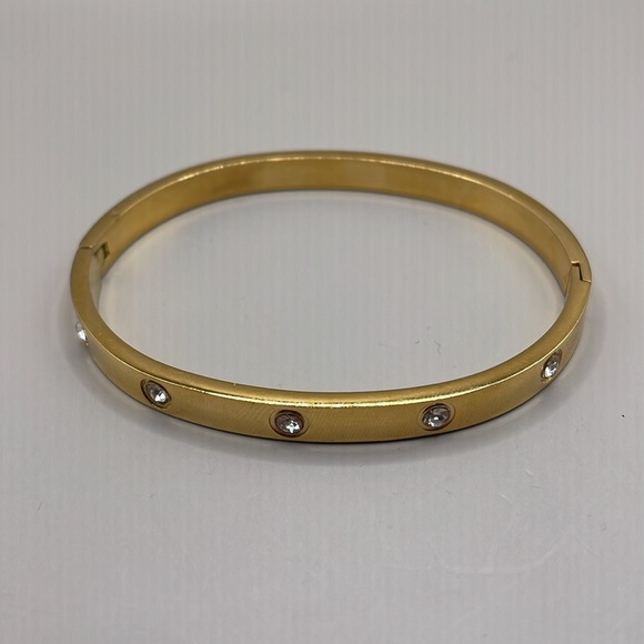Vintage Gold Tone Rhinestone Bangle Cuff Statement Bracelet - Picture 3 of 4